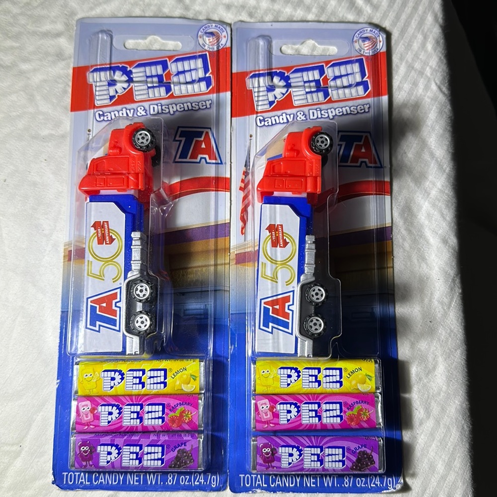 PEZ SEMI TRUCK PEZ DISPENSER Sealed